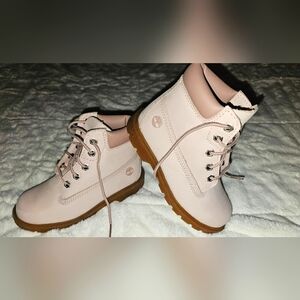 # NWT Timberland Girls Size 11 Boots Pink